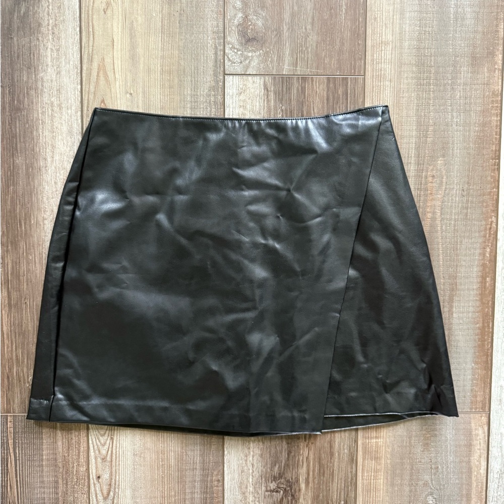 Abercrombie & Fitch Black Leather Mini Skirt